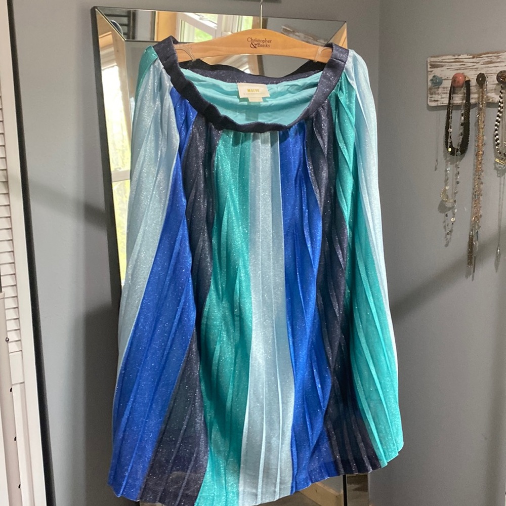 Pleated Shimmer skirt